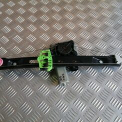 Stikla pacelšanas mehānisms aizmugurējais labais priekš BMW 1 E87 2009 WHITE