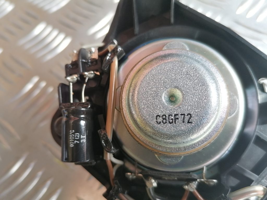 Durvju skaļrunis, augšā priekš LEXUS IS250 2007 3 Durvju skaļrunis, augšā priekš LEXUS IS250 2007