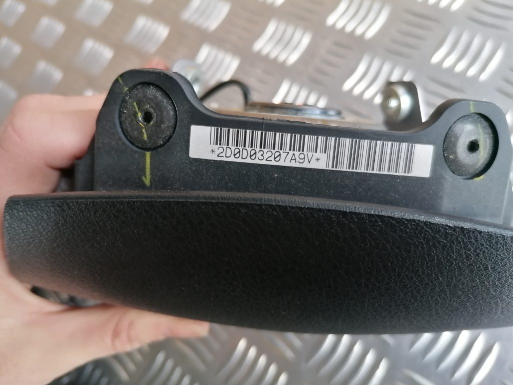 Stūres drošības spilvens priekš LEXUS IS250 2007 9 Stūres drošības spilvens priekš LEXUS IS250 2007