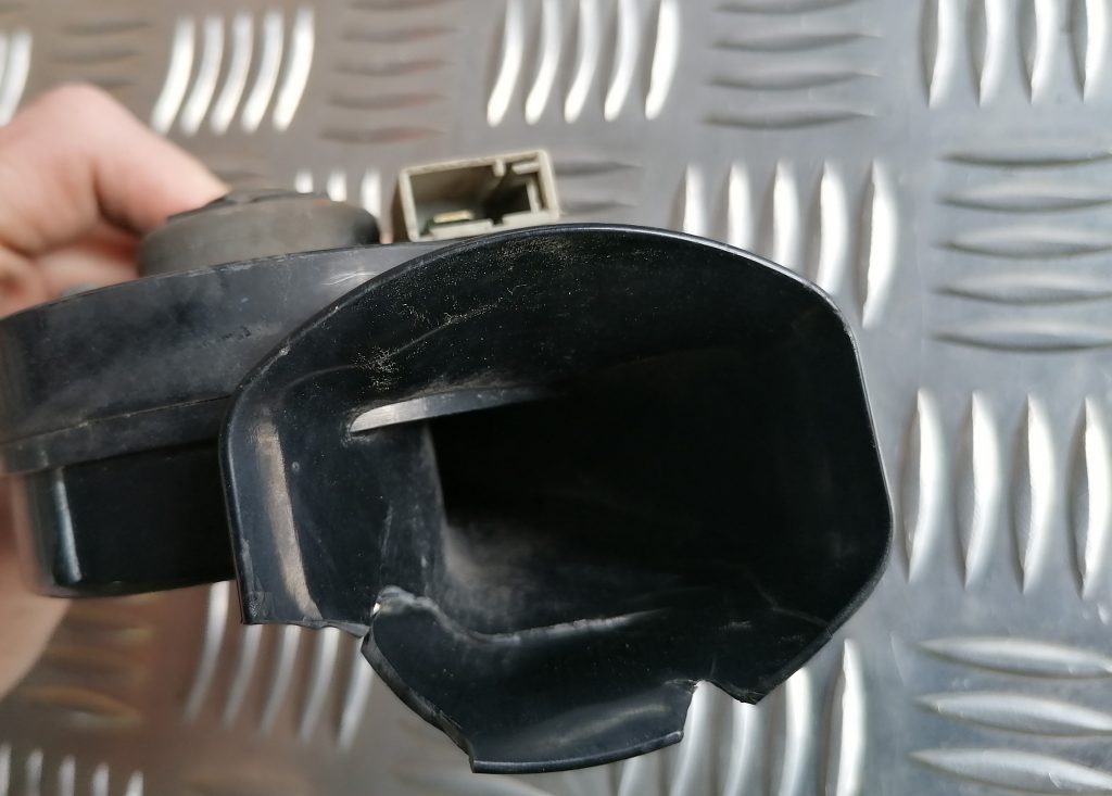 Skaņas signāls priekš LEXUS IS250 2007 4 Skaņas signāls priekš LEXUS IS250 2007