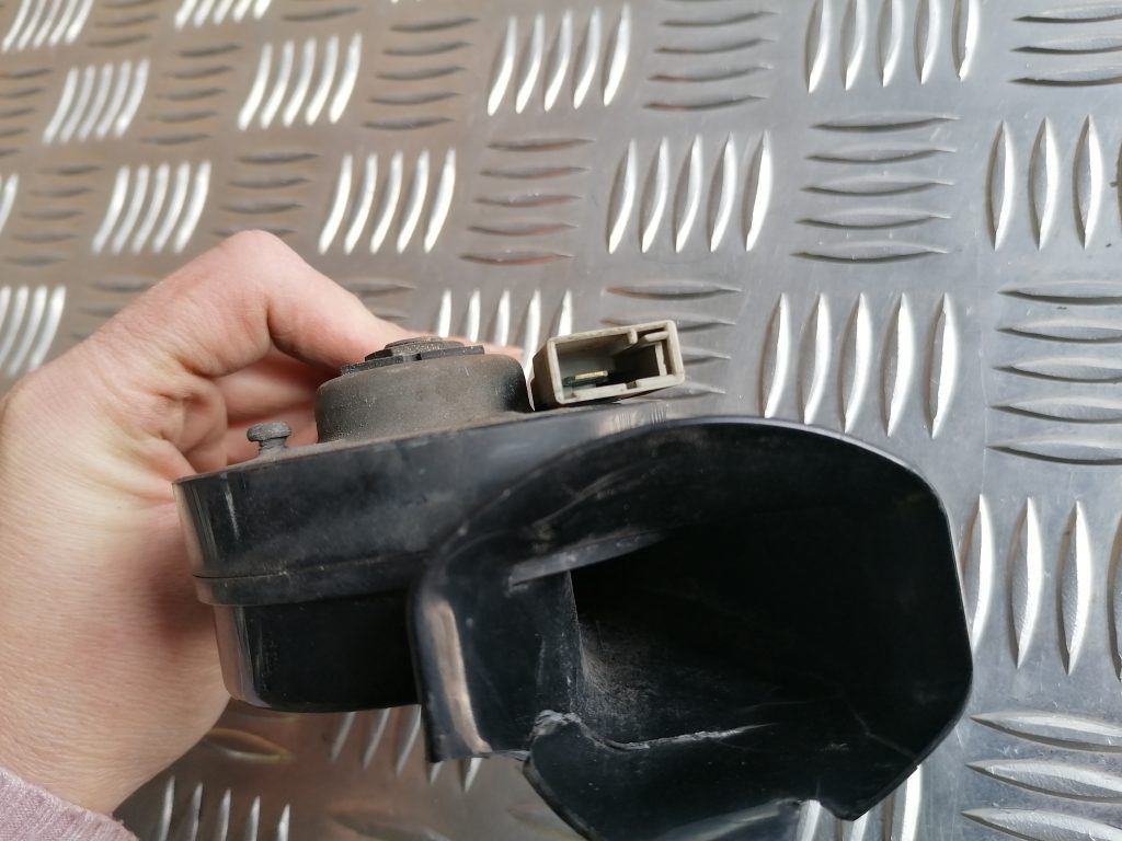 Skaņas signāls priekš LEXUS IS250 2007 5 Skaņas signāls priekš LEXUS IS250 2007