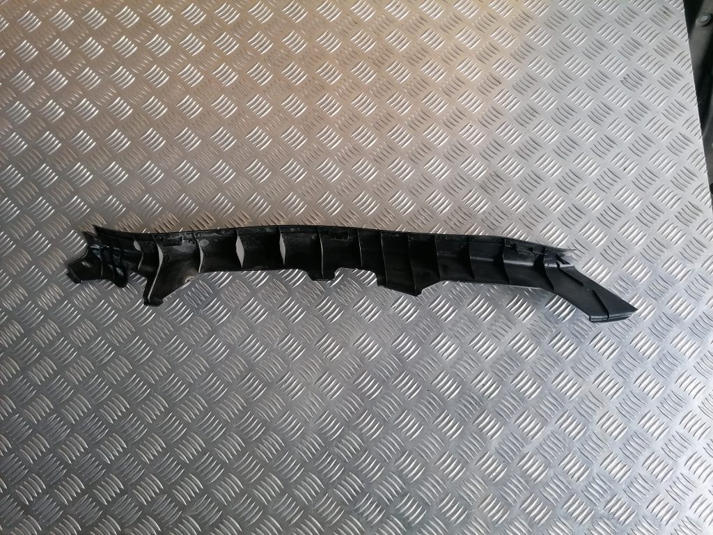 Sliekšņa aizmugurēja kreisa uzlika (salonā) priekš LEXUS IS250 2007 2 Sliekšņa aizmugurēja kreisa uzlika (salonā) priekš LEXUS IS250 2007