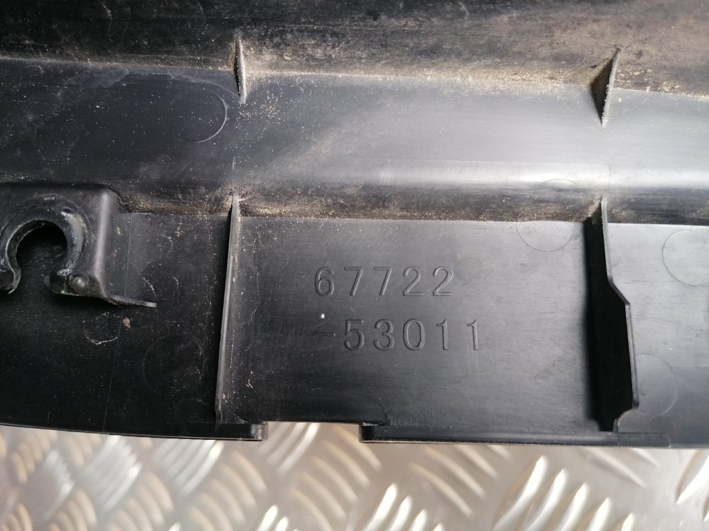 Aizmugurējo kreiso durvju apdare priekš LEXUS IS250 2007 5 Aizmugurējo kreiso durvju apdare priekš LEXUS IS250 2007