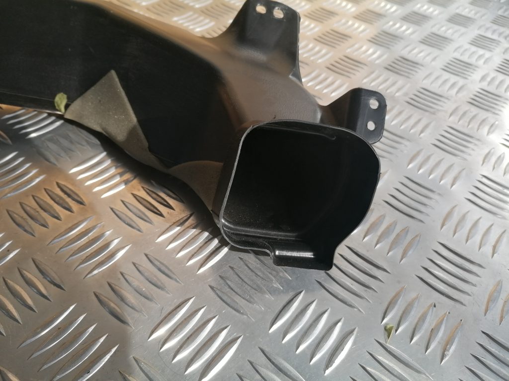 Salona gaisa vads priekš LEXUS IS250 2007 3 Salona gaisa vads priekš LEXUS IS250 2007