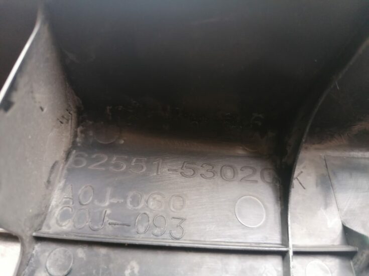 Aizmugurējas salona statnes apdare priekš LEXUS IS250 2007