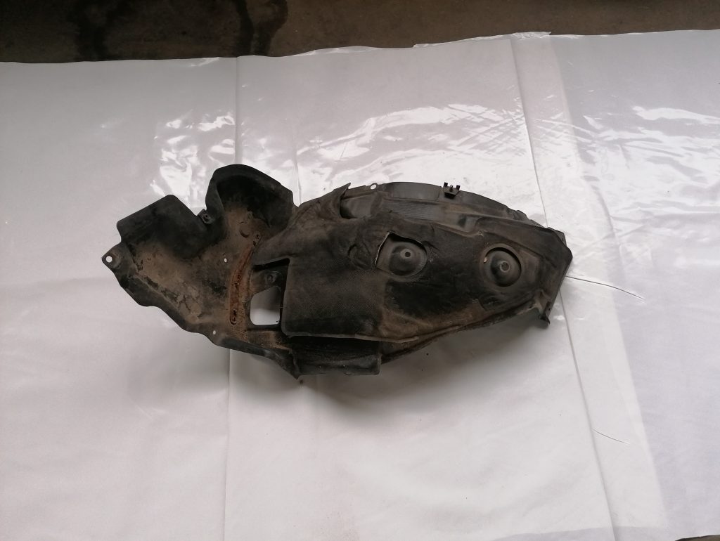 Priekšējais labais paspārns priekš LEXUS IS250 2007 1 Priekšējais labais paspārns priekš LEXUS IS250 2007