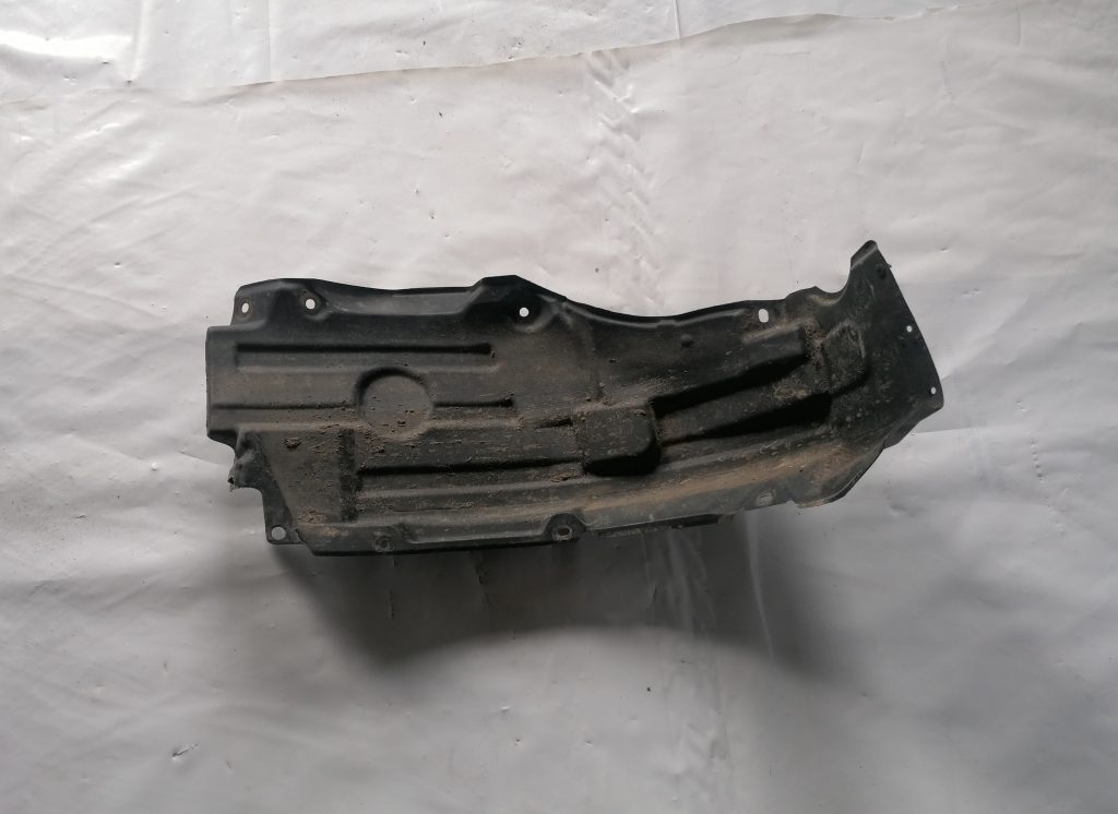 Priekšējais kreisais paspārns priekš LEXUS IS250 2007 2 Priekšējais kreisais paspārns priekš LEXUS IS250 2007