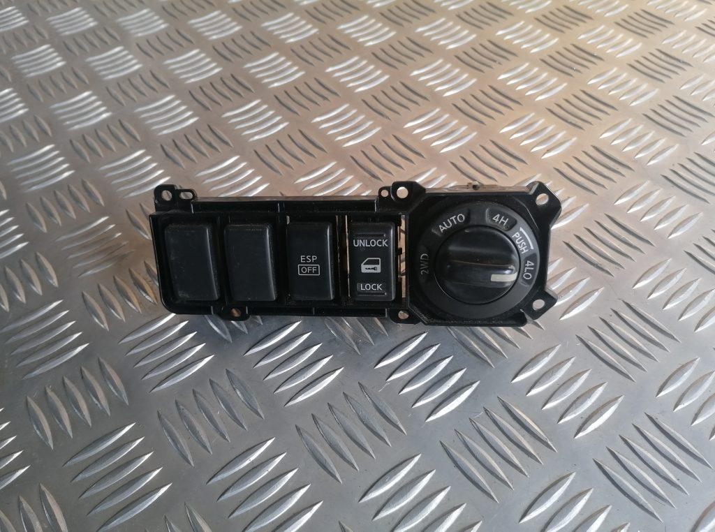 Pilnas piedziņas vadības bloks priekš NISSAN PATHFINDER 2006 2 Pilnas piedziņas vadības bloks priekš NISSAN PATHFINDER 2006