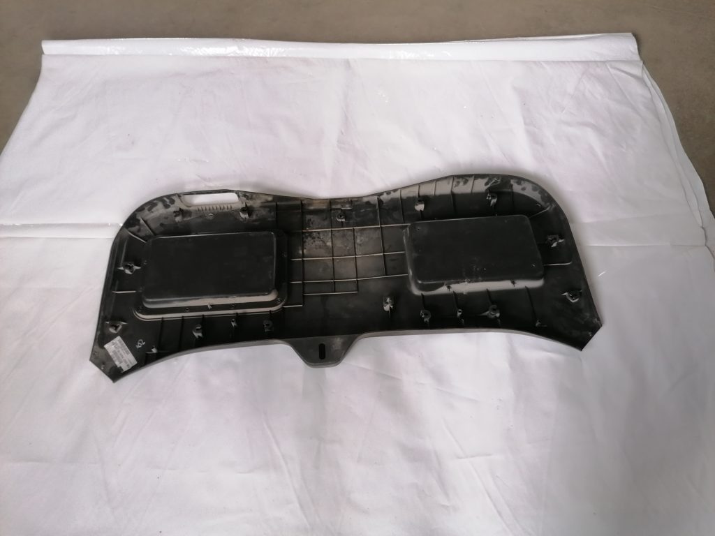 Bagāžnieka vāka liela apdare priekš NISSAN PATHFINDER 2006 3 Bagāžnieka vāka liela apdare priekš NISSAN PATHFINDER 2006