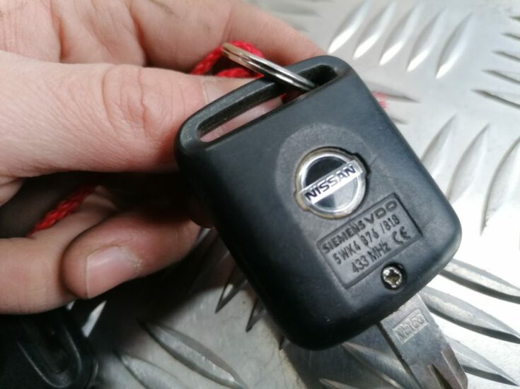Aizdedzes atslēga priekš NISSAN PATHFINDER 2006