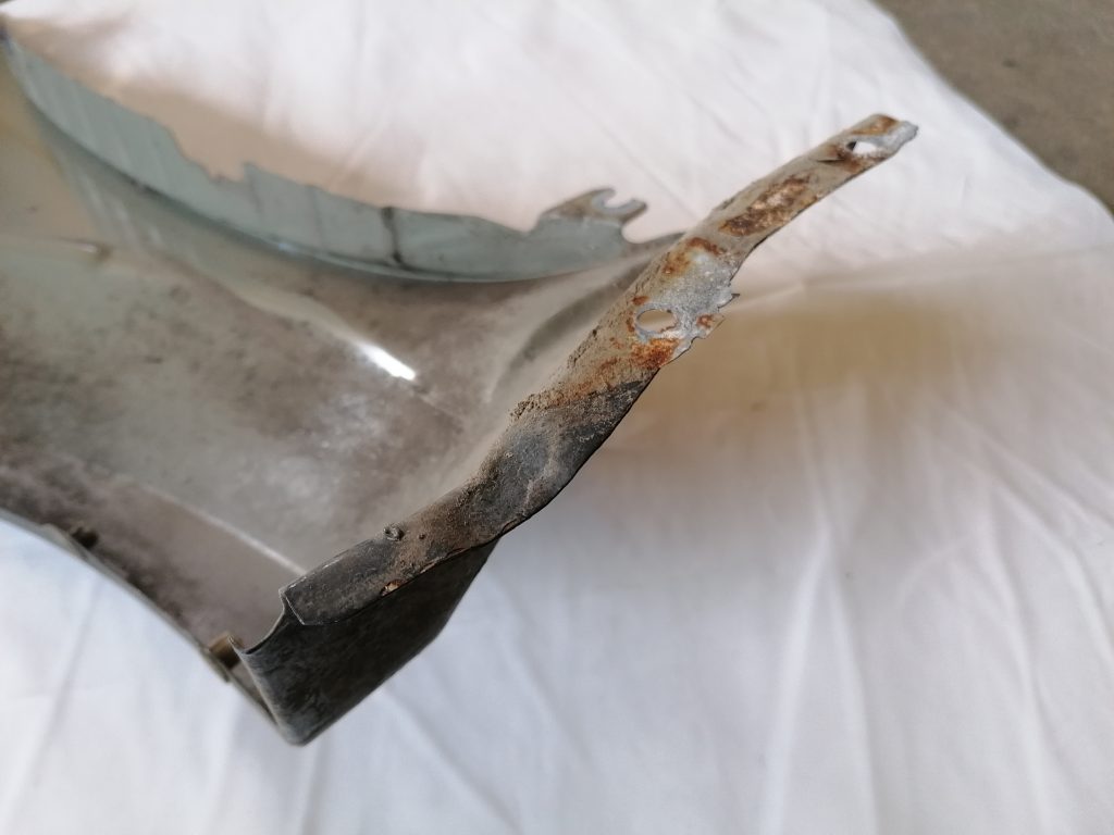 Priekšējais labais spārns priekš NISSAN PATHFINDER 2006 4 Priekšējais labais spārns priekš NISSAN PATHFINDER 2006