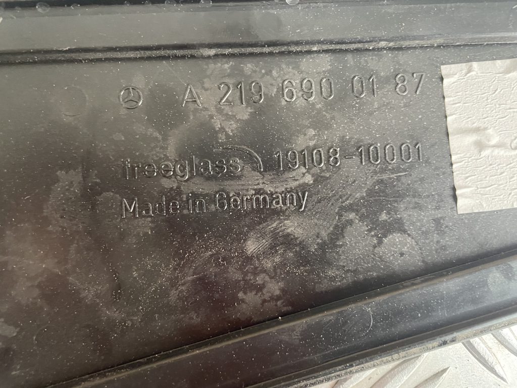 Durvju stikla moldings priekš MERCEDES BENZ CLS 320 2005 3 Durvju stikla moldings priekš MERCEDES BENZ CLS 320 2005