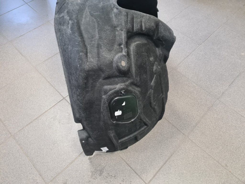 Priekšējais labais paspārns priekš Audi A6 2011-2018 4G0821134D 6 Priekšējais labais paspārns priekš Audi A6 2011-2018 4G0821134D