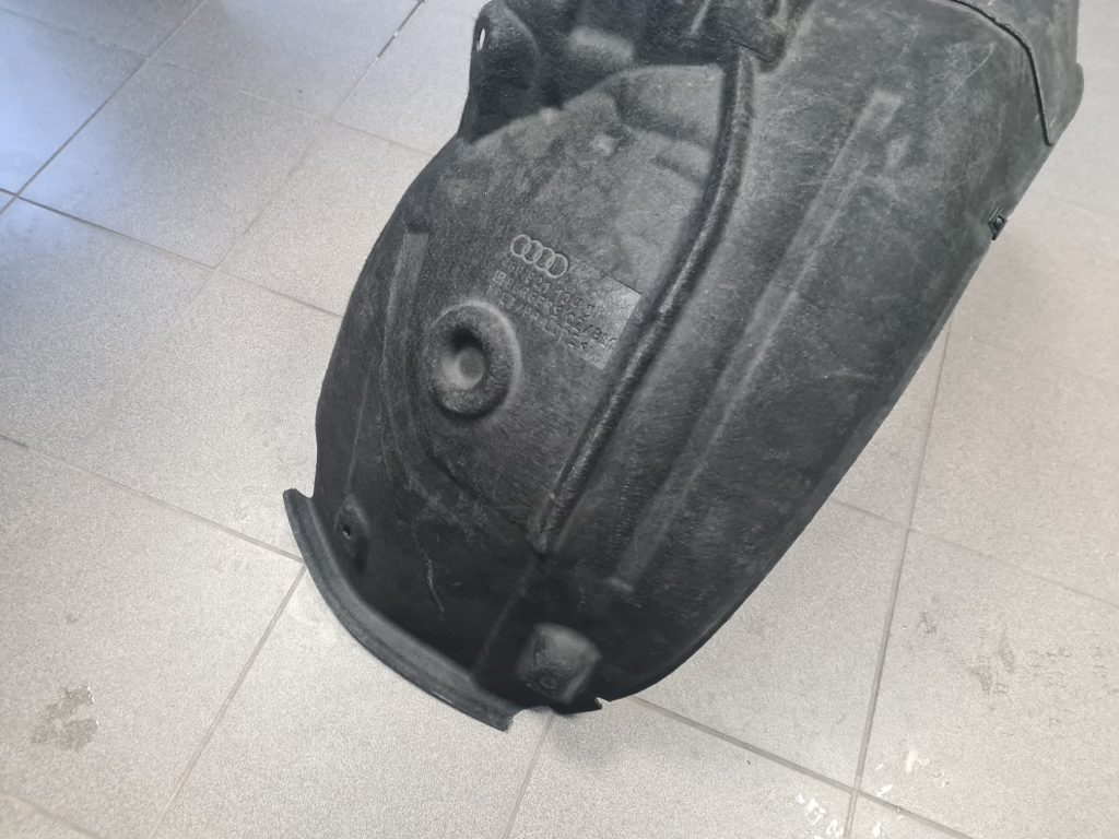 Priekšējais labais paspārns priekš Audi A6 2011-2018 4G0821134D 3 Priekšējais labais paspārns priekš Audi A6 2011-2018 4G0821134D