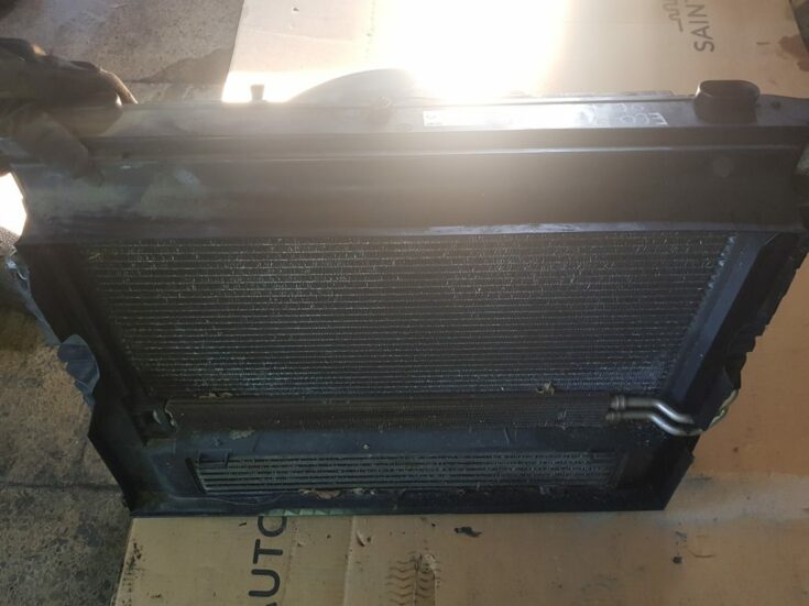 Radiatoru komplekts priekš BMW 520D E60 2006 ENG.