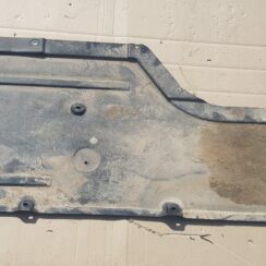 Virsbūves apakšējais aizsargs priekš BMW 530D E61 2006 TOURING TITANSILVER