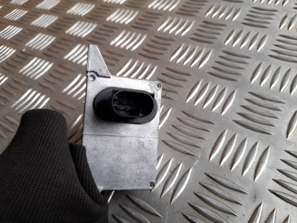 ESP ātruma devējs priekš BMW 320D E46 2004 TOURING 3 ESP ātruma devējs priekš BMW 320D E46 2004 TOURING