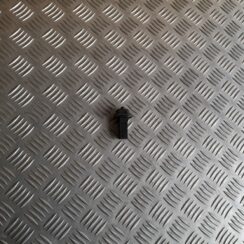 Degvielas tvertnes vāka slēdzene priekš BMW 320D E46 2004 TOURING