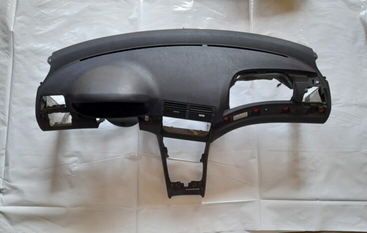 Mērinstrumentu panelis priekš BMW 320D E46 2004 TOURING