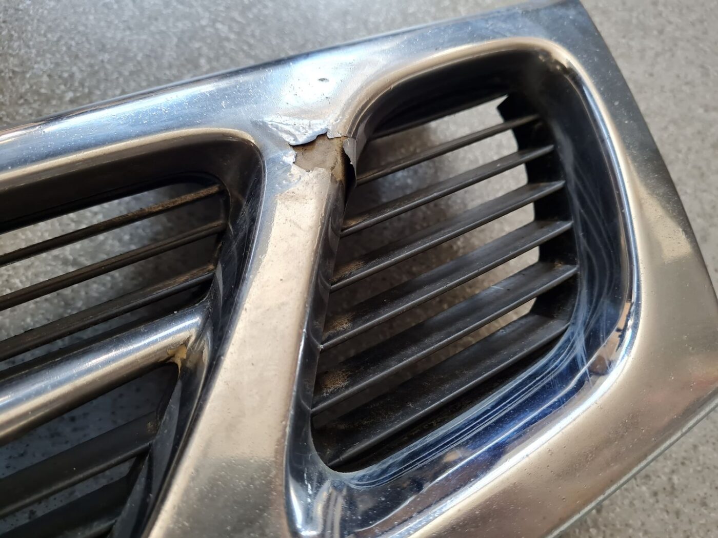 Pārsega reste priekš SAAB 9-5 1999 11 Pārsega reste priekš SAAB 9-5 1999