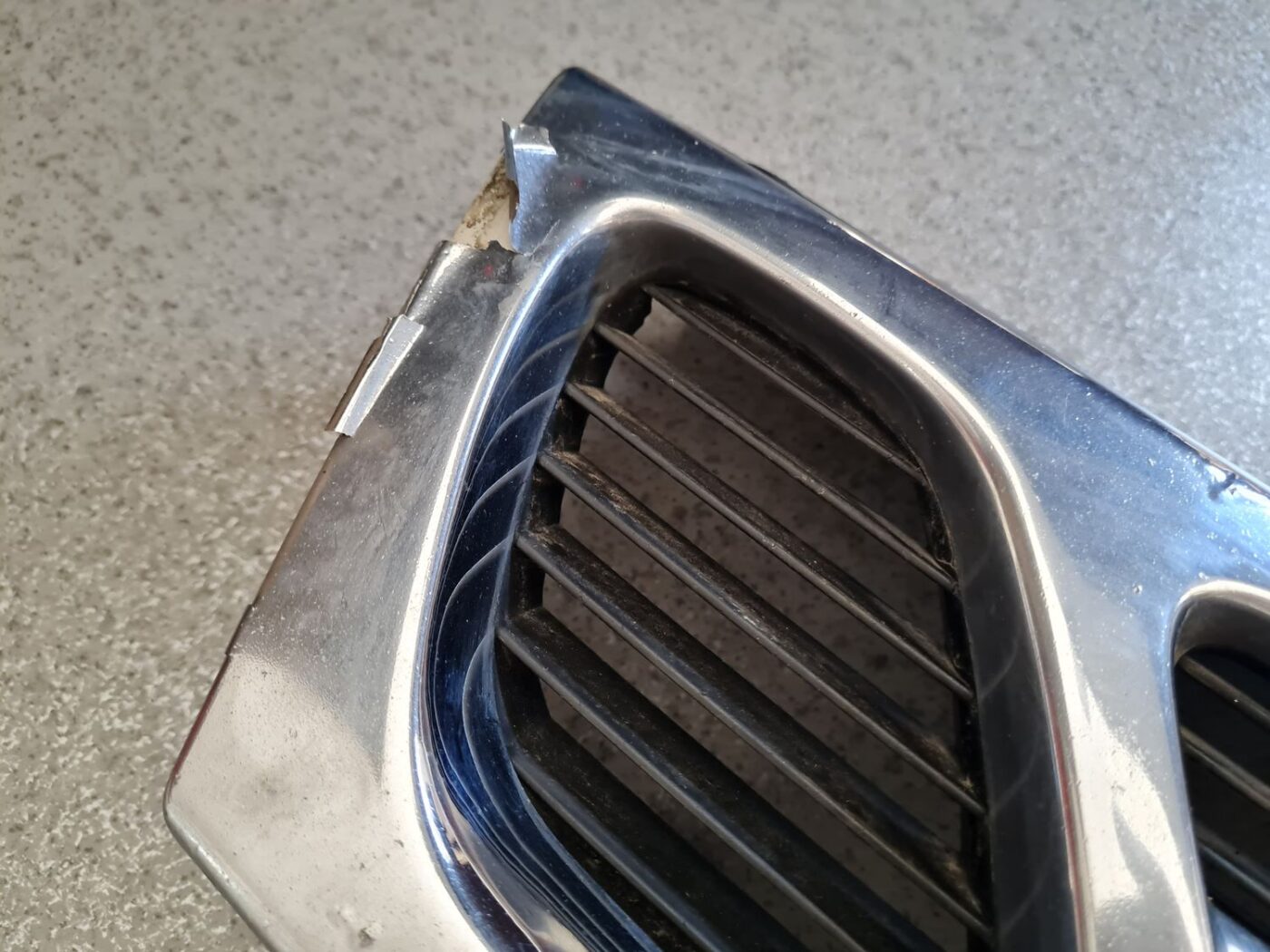 Pārsega reste priekš SAAB 9-5 1999 10 Pārsega reste priekš SAAB 9-5 1999