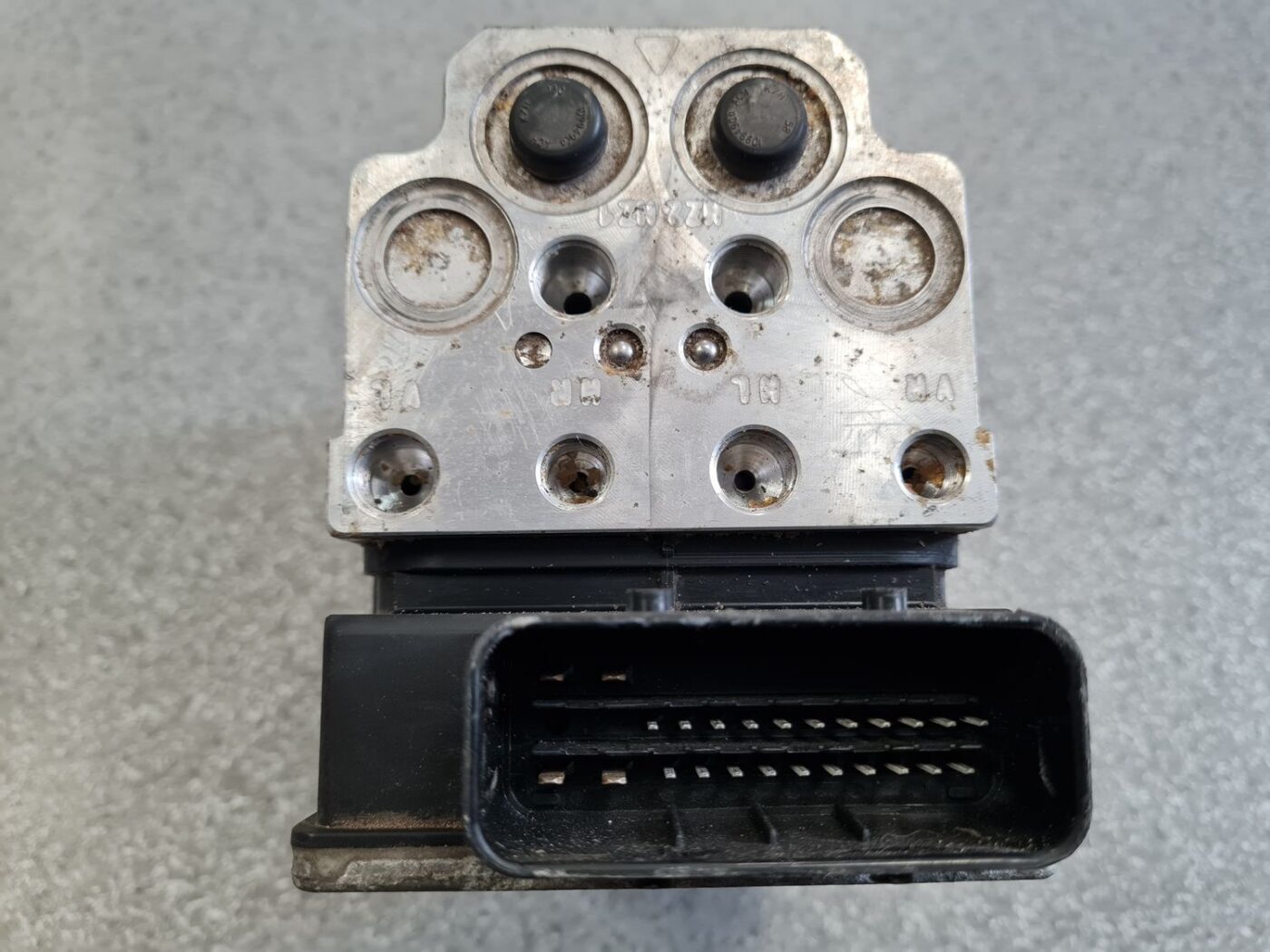 ABS bloks priekš OPEL VECTRA C 2008 3 ABS bloks priekš OPEL VECTRA C 2008