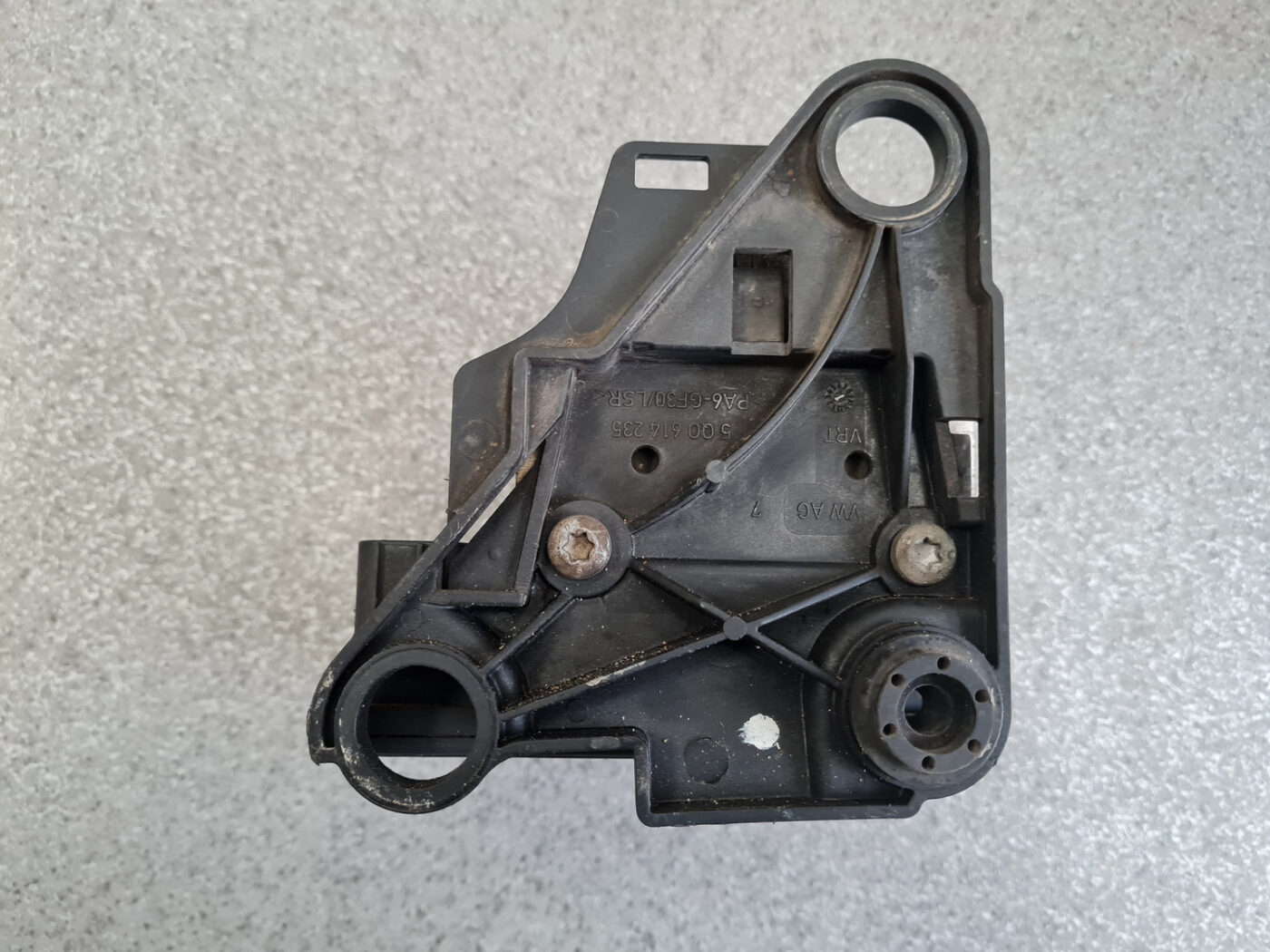 ABS bloks priekš VW GOLF 2014 4 ABS bloks priekš VW GOLF 2014