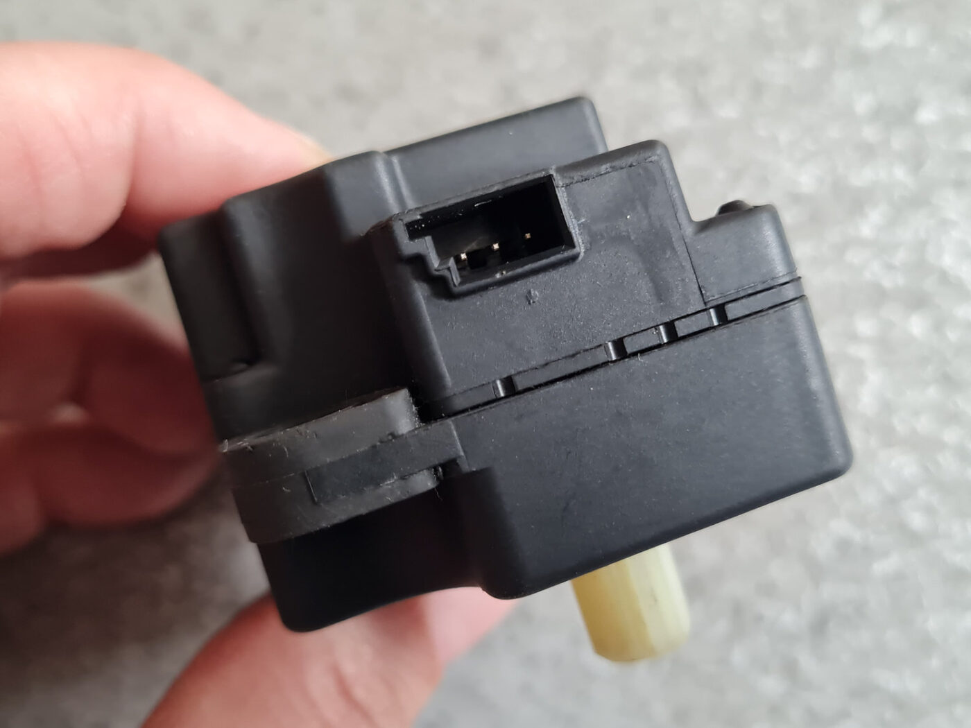 Apsildes sistēmas aktuators priekš VOLVO XC60 2009 3 Apsildes sistēmas aktuators priekš VOLVO XC60 2009