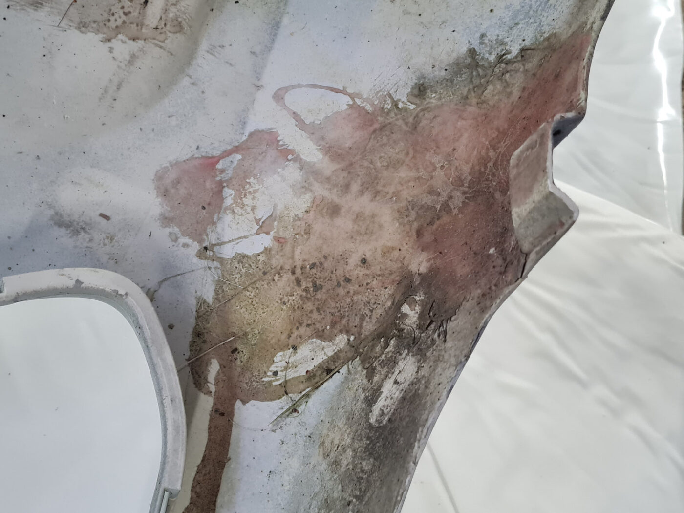 Priekšējais buferis priekš Ford C-MAX 2007-2010 7M51R17757AW 4 Priekšējais buferis priekš Ford C-MAX 2007-2010 7M51R17757AW