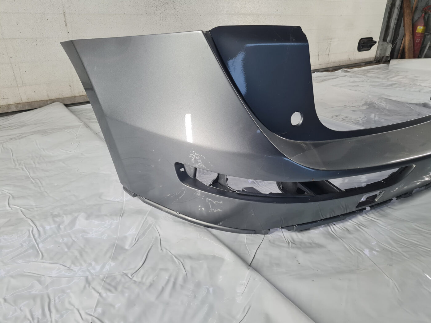 Aizmugures buferis priekš Audi Q5 2008-2017 8R0807511 2 Aizmugures buferis priekš Audi Q5 2008-2017 8R0807511