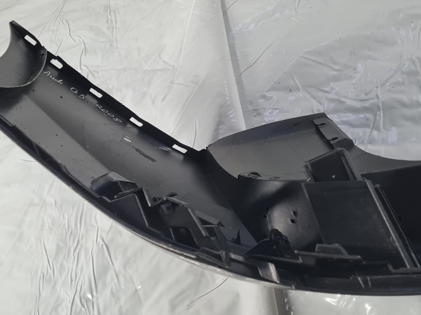 Aizmugures buferis priekš Audi Q5 2008-2017 8R0807511 5 Aizmugures buferis priekš Audi Q5 2008-2017 8R0807511