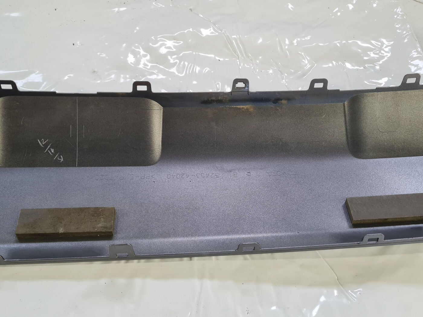 Aizmugurēja bufera uzlika priekš Toyota RAV 4 2018-2020 5245342040 7 Aizmugurēja bufera uzlika priekš Toyota RAV 4 2018-2020 5245342040