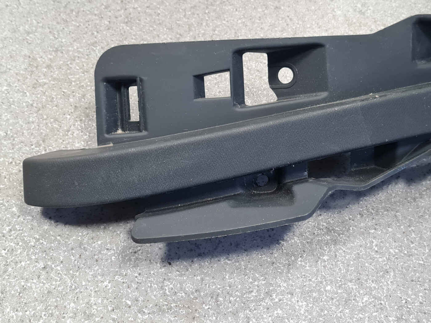 Priekšēja bufera pastiprinātāja kronšteins priekš VOLVO XC60 2009 6 Priekšēja bufera pastiprinātāja kronšteins priekš VOLVO XC60 2009