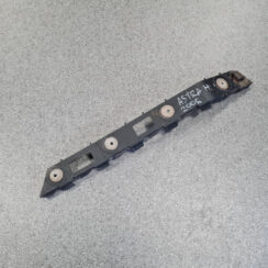 Aizmugurējā spārna un bufera stiprinājums priekš OPEL ASTRA H STATION WAGON 2007