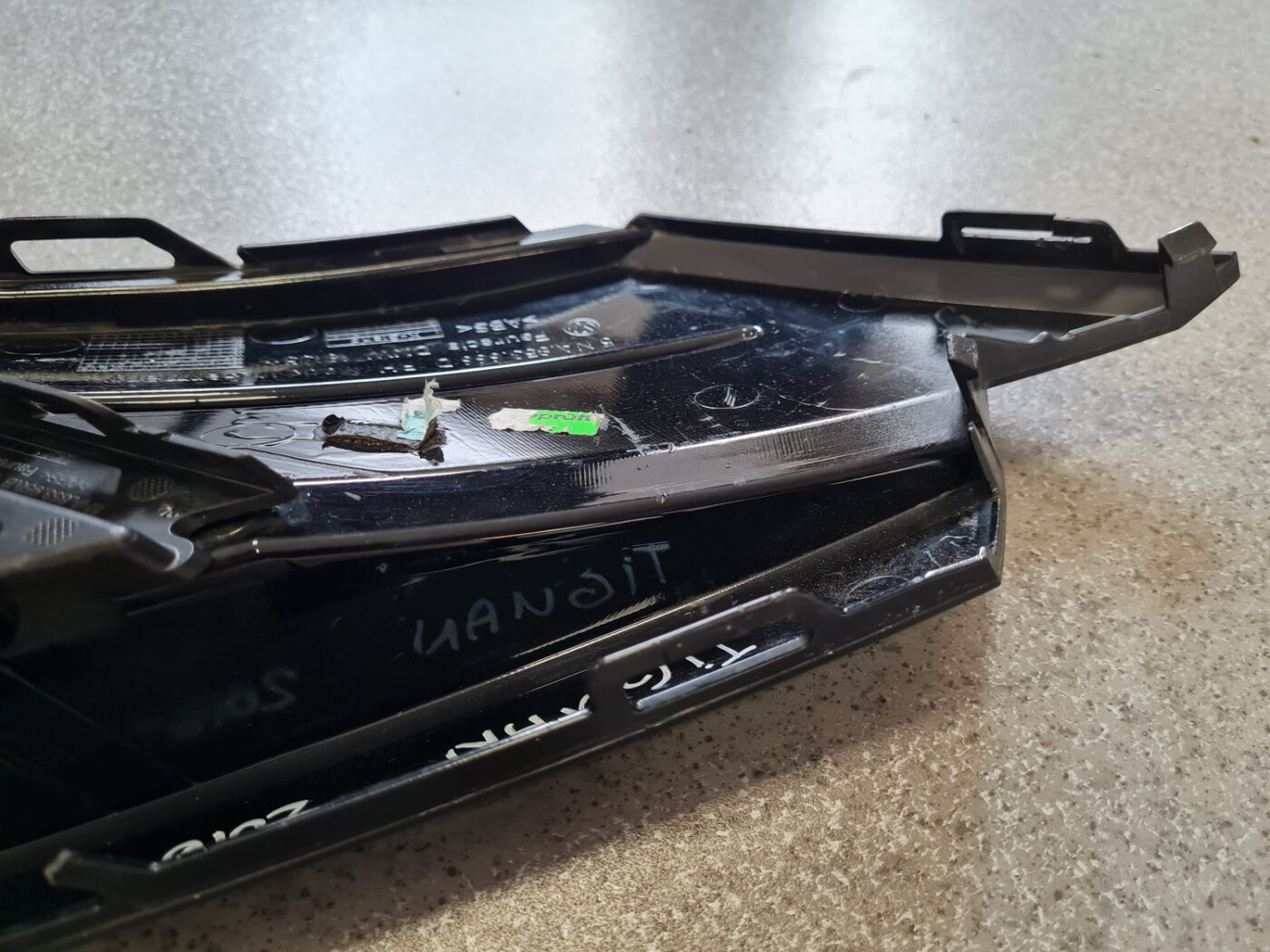 Bufera reste priekš VW Tiguan 2016- 5NA853666D 7 Bufera reste priekš VW Tiguan 2016- 5NA853666D