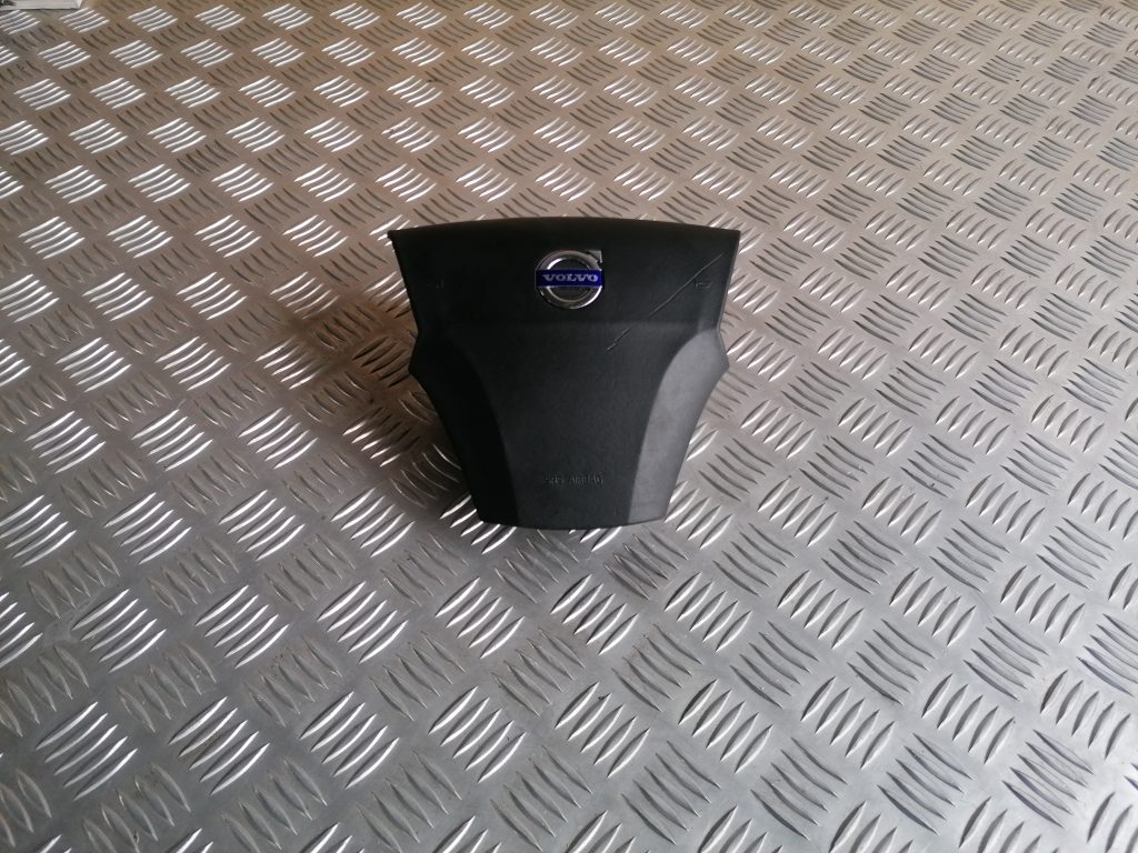 Stūres drošības spilvens priekš VOLVO C30 2008 TURQUOISE 1 Stūres drošības spilvens priekš VOLVO C30 2008 TURQUOISE