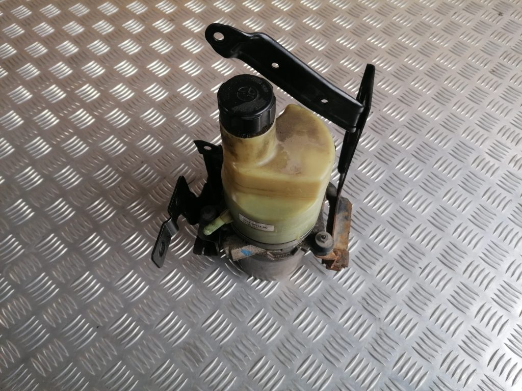 Hidrauliskais pastiprinātājs priekš VOLVO C30 2008 TURQUOISE 1 Hidrauliskais pastiprinātājs priekš VOLVO C30 2008 TURQUOISE