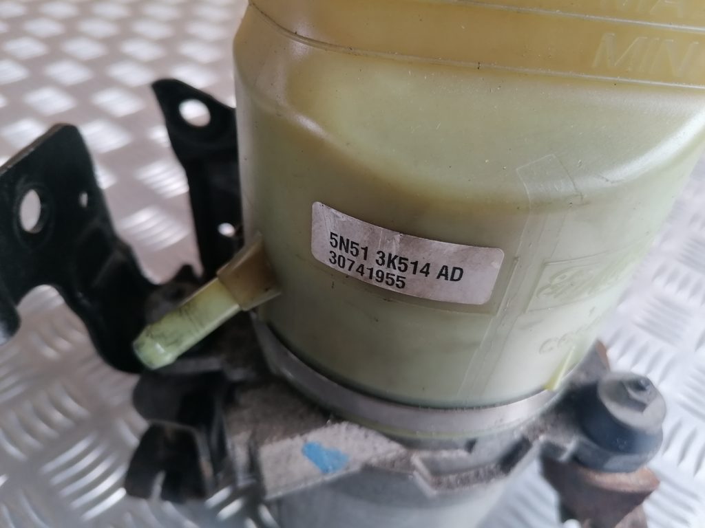 Hidrauliskais pastiprinātājs priekš VOLVO C30 2008 TURQUOISE 2 Hidrauliskais pastiprinātājs priekš VOLVO C30 2008 TURQUOISE