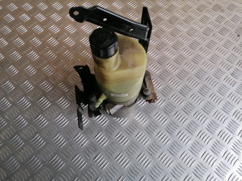 Hidrauliskais pastiprinātājs priekš VOLVO C30 2008 TURQUOISE 4 Hidrauliskais pastiprinātājs priekš VOLVO C30 2008 TURQUOISE