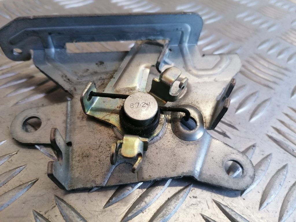 Bagāžnieka vāka slēdzene priekš CITROEN C-CROSSER 2009 3 Bagāžnieka vāka slēdzene priekš CITROEN C-CROSSER 2009