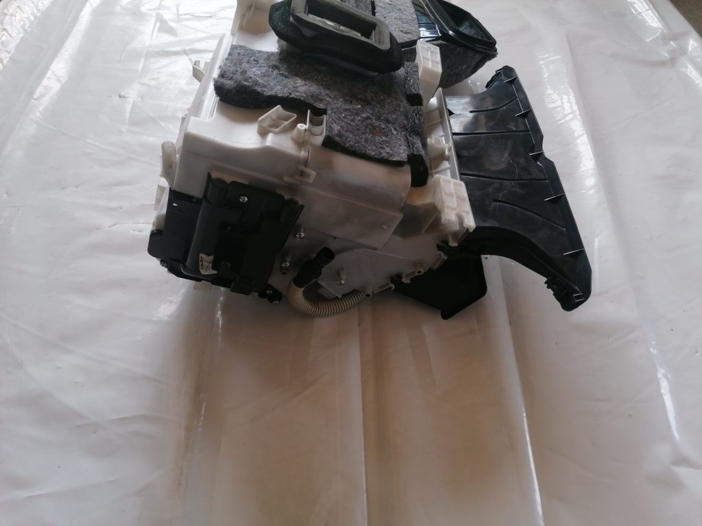 Salona sildītājs priekš CITROEN C-CROSSER 2009 4 Salona sildītājs priekš CITROEN C-CROSSER 2009