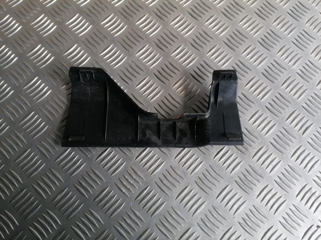 Vidējas salona statnes apdare priekš CITROEN C-CROSSER 2009 2 Vidējas salona statnes apdare priekš CITROEN C-CROSSER 2009