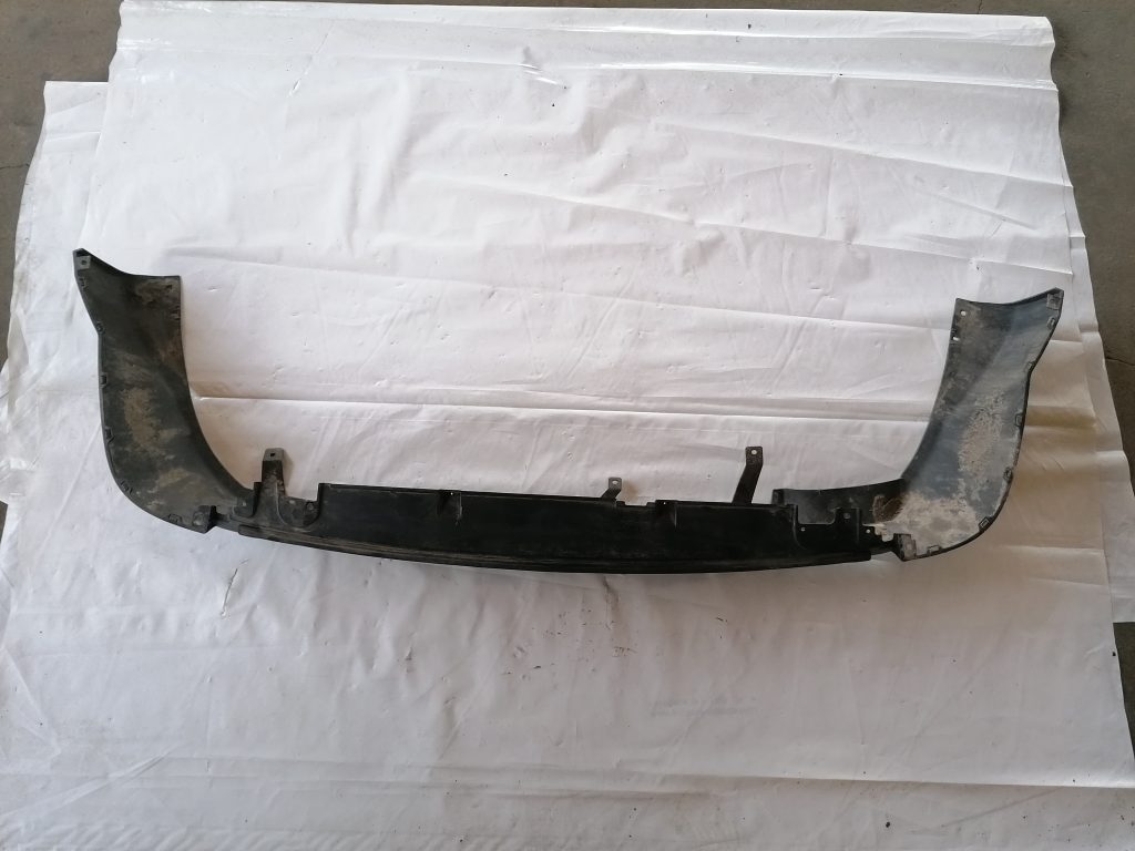 Aizmugures buferis priekš CITROEN C-CROSSER 2009 2 Aizmugures buferis priekš CITROEN C-CROSSER 2009