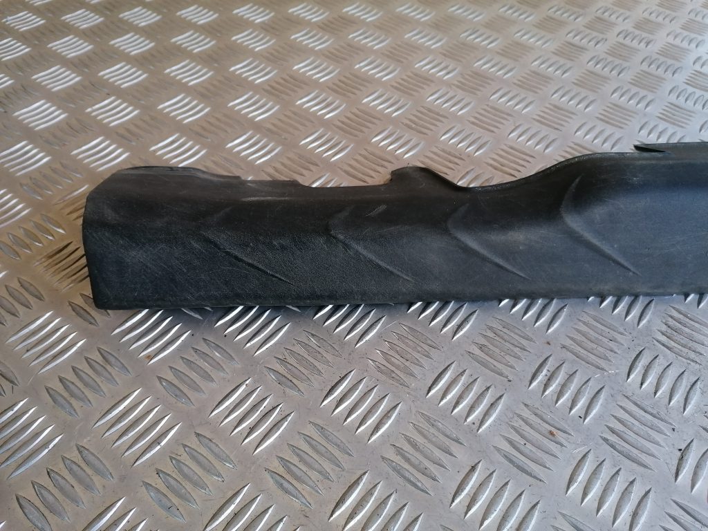 Sliekšņa aizmugurēja laba uzlika (salonā) priekš CITROEN C-CROSSER 2009 4 Sliekšņa aizmugurēja laba uzlika (salonā) priekš CITROEN C-CROSSER 2009