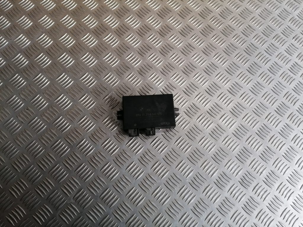 Parkošanās devēju vadības bloks priekš BMW 320D E46 2004 TOURING 1 Parkošanās devēju vadības bloks priekš BMW 320D E46 2004 TOURING