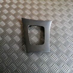 Dekoratīvs rāmis pārnesumu selektoram priekš VOLVO XC70 2007