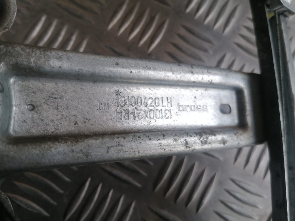 Stikla pacelšanas mehānisms aizmugurējais kreisais priekš OPEL ASTRA H 2005 3 Stikla pacelšanas mehānisms aizmugurējais kreisais priekš OPEL ASTRA H 2005