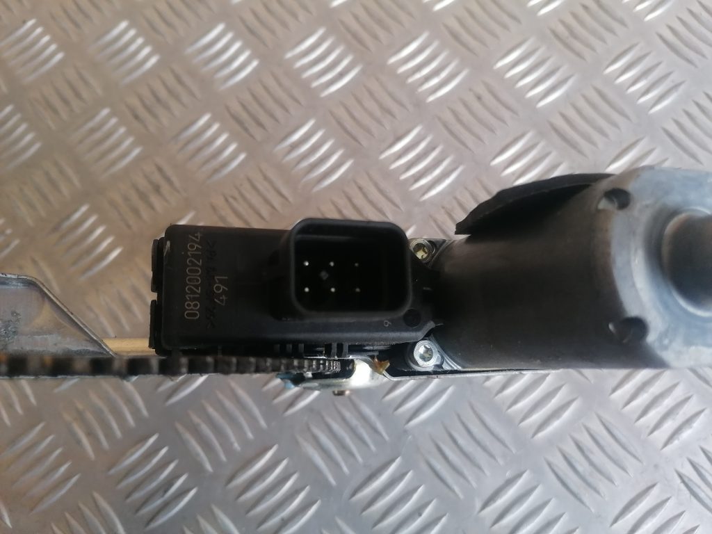 Stikla pacelšanas mehānisms priekšējais kreisais priekš OPEL ASTRA H 2005 3 Stikla pacelšanas mehānisms priekšējais kreisais priekš OPEL ASTRA H 2005