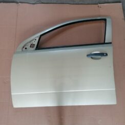 Priekšējās kreisās durvis priekš OPEL ASTRA H 2005