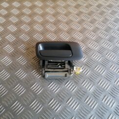 Aizmugurējāis labais durvju rokturis priekš OPEL ZAFIRA 2004